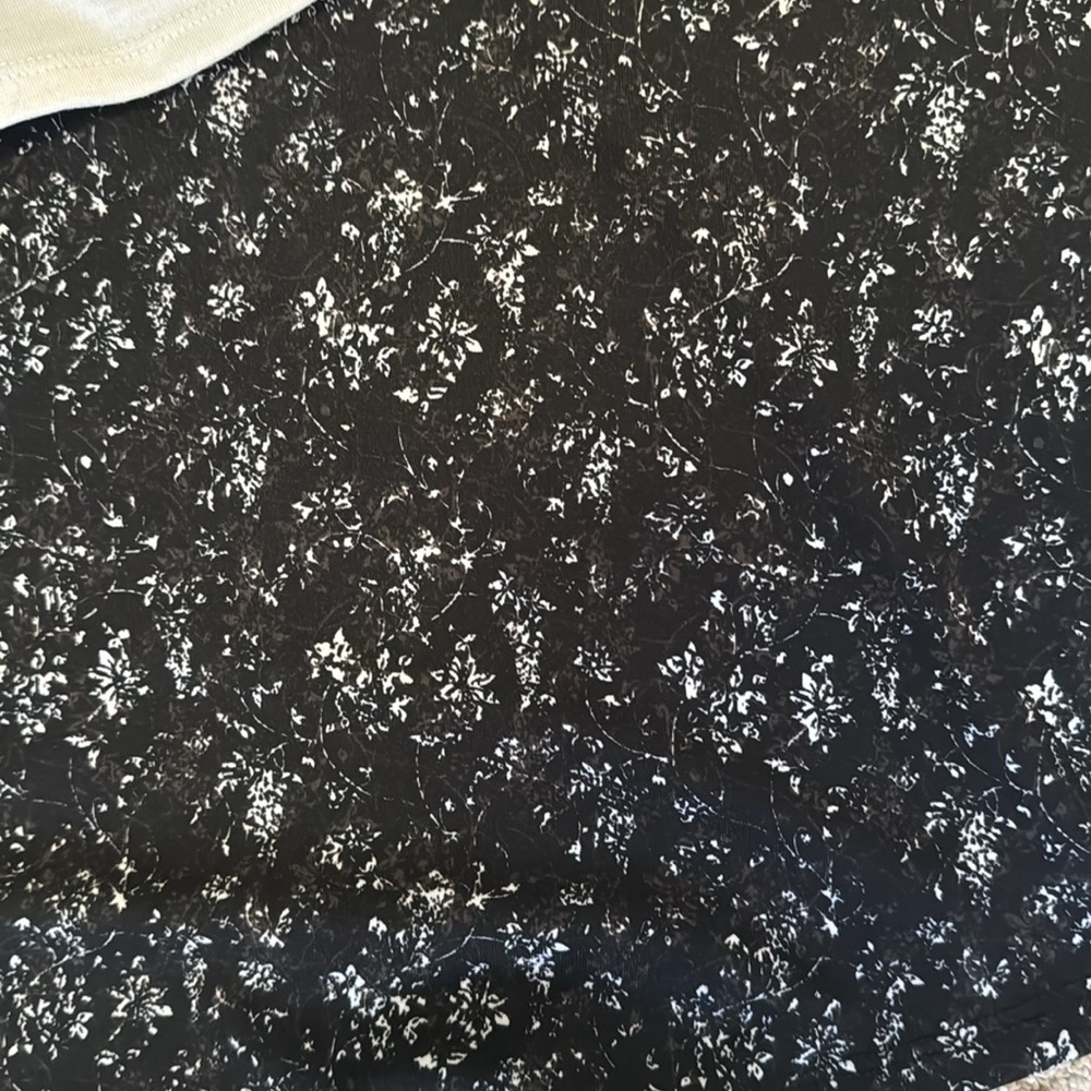 Lularoe Randy - Picture 2 of 2